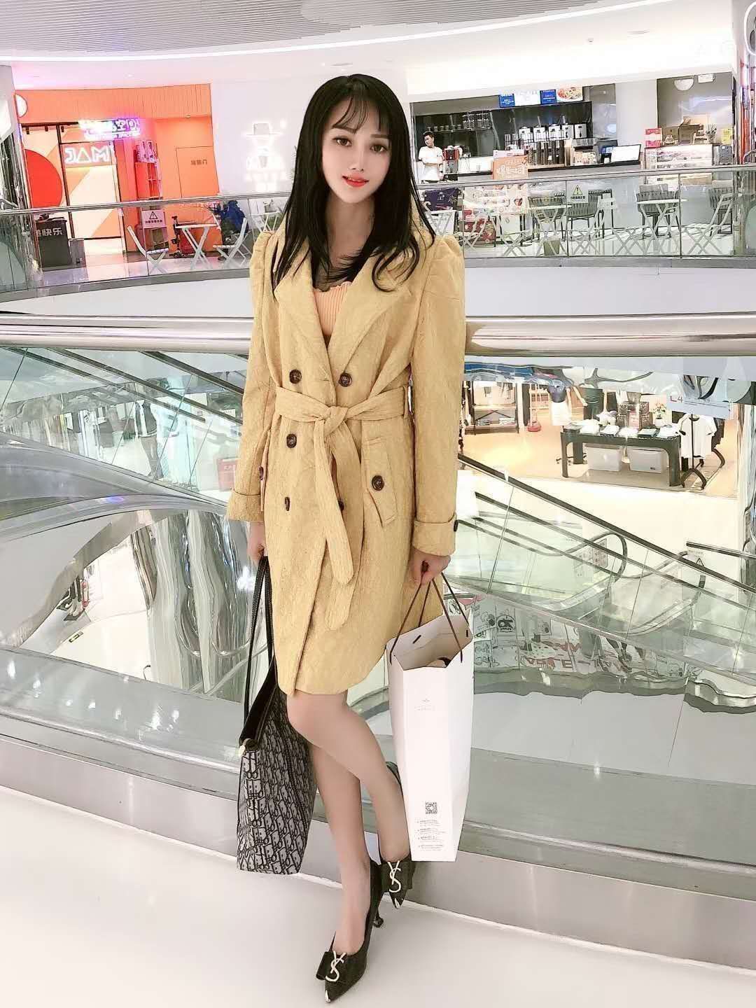 美女模特smile兼职