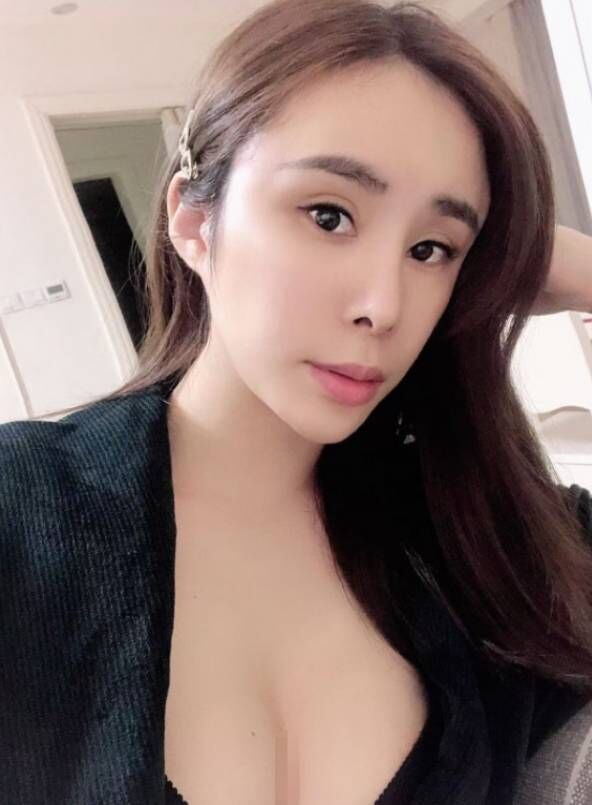 奶子不下垂，人特别Sao，会叫得很