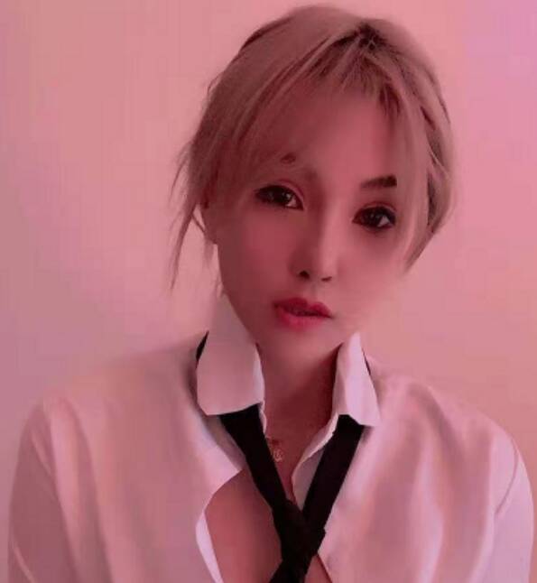 大奶粉嫩妹上门