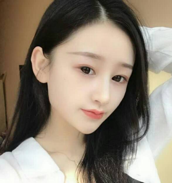 水多多的性感少妇