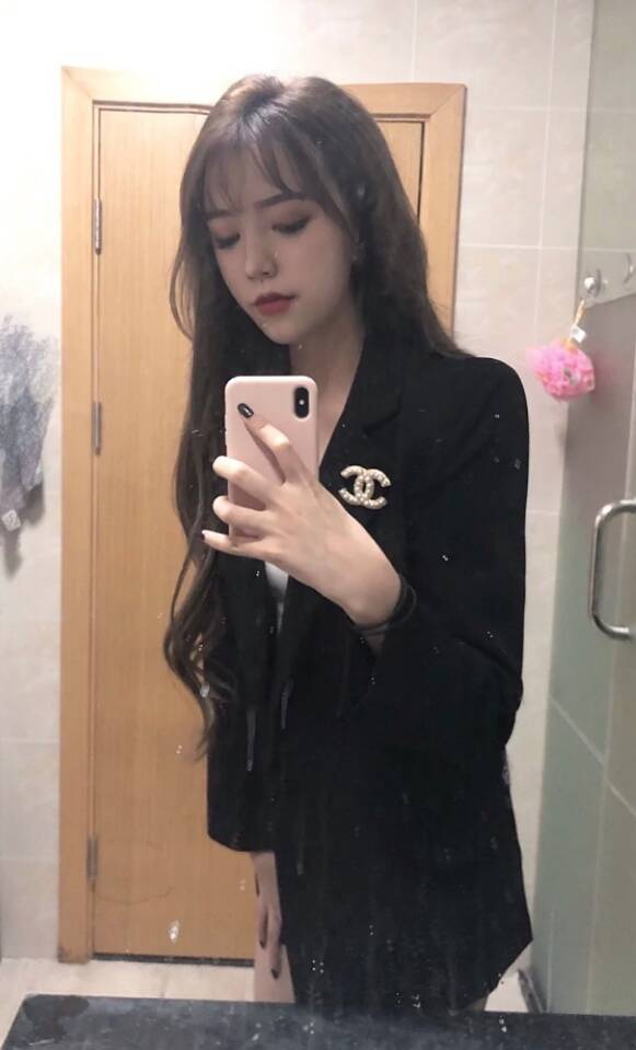 御姐味十足的妹子