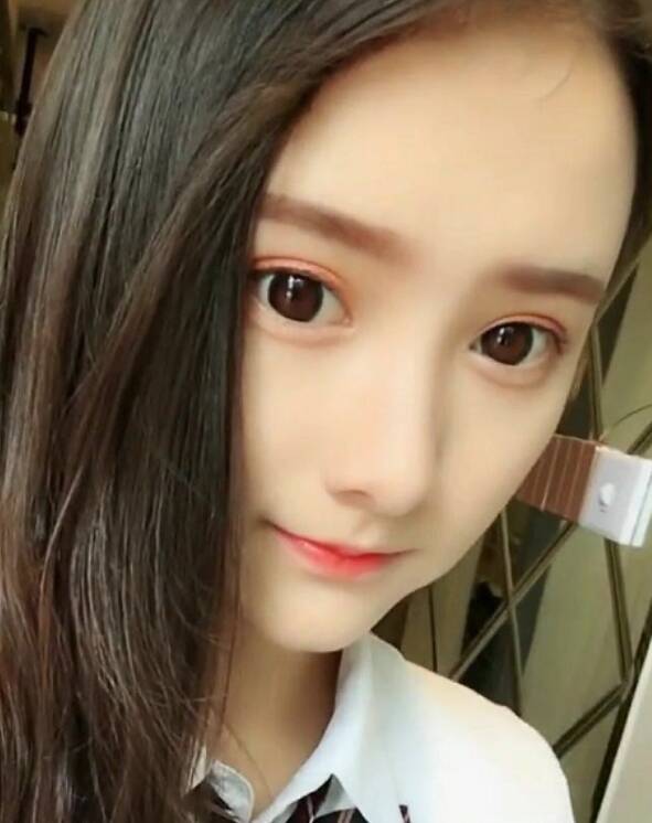 爱喝茶的大胸mm