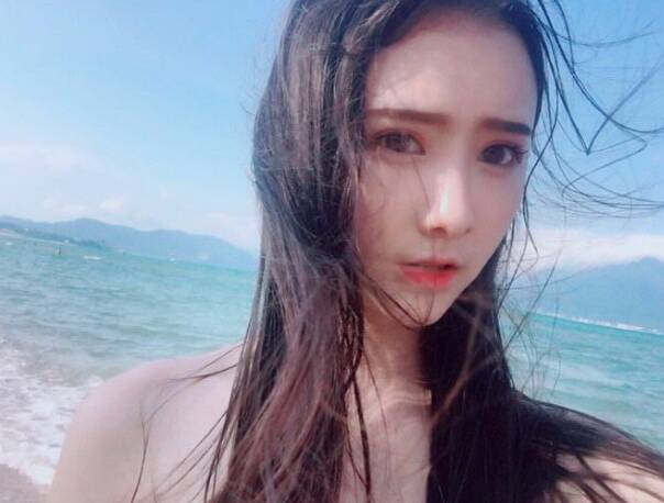 爱喝茶的大胸mm