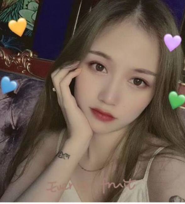 极品身材的小姐姐