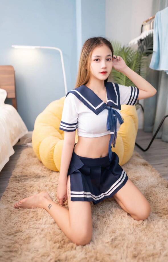 极品身材的小姐姐