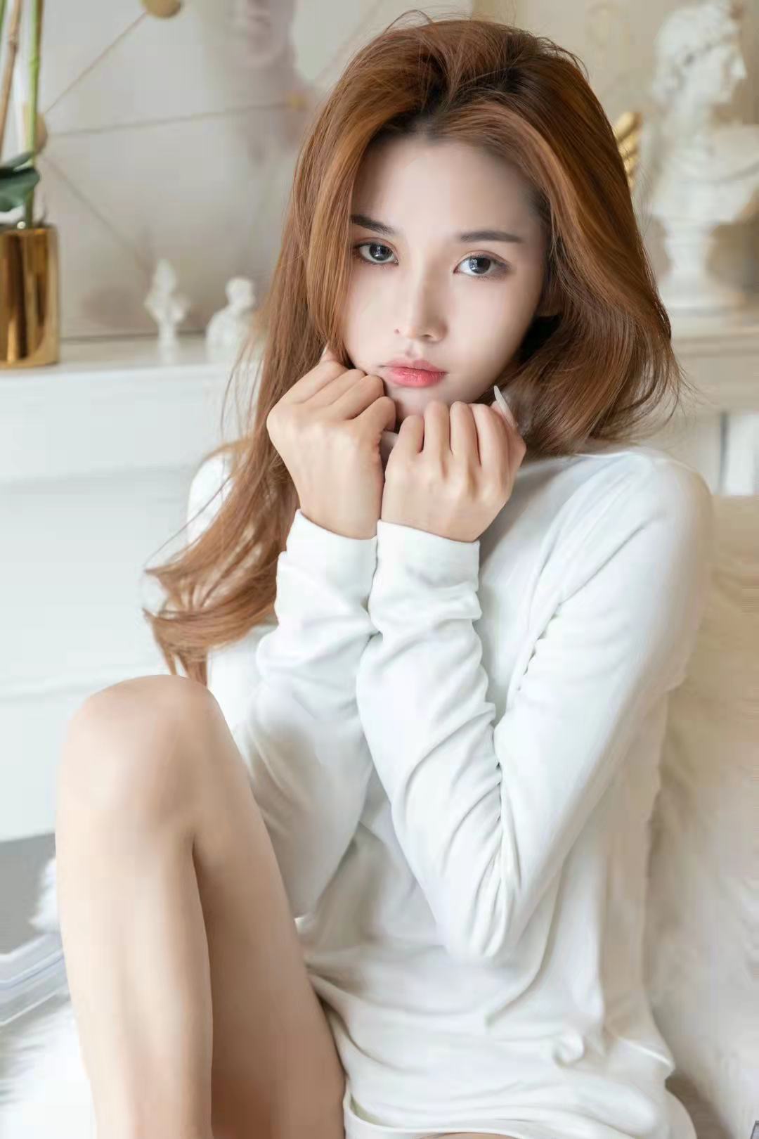 美女超级多，身材超级好。