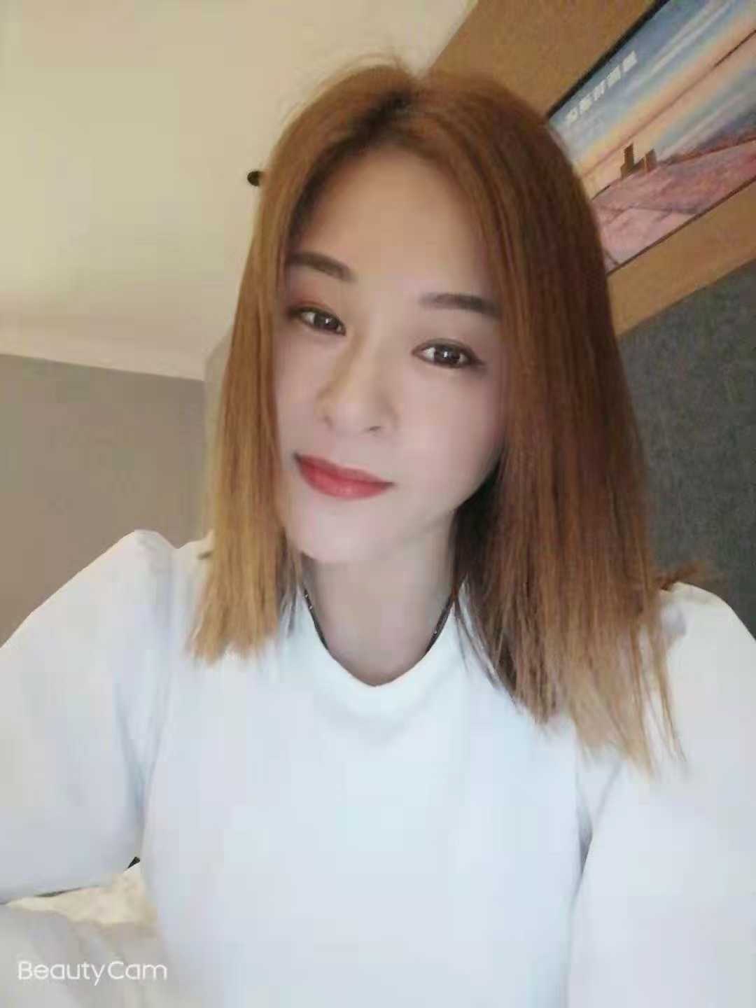 人美歌甜的小姐姐