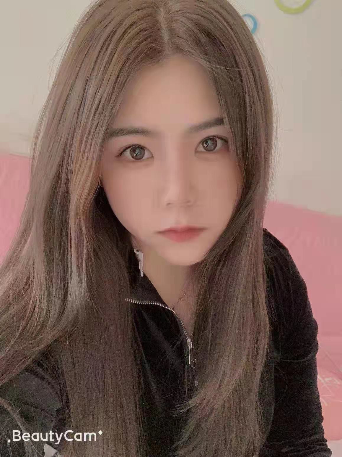 龙首村的清纯小姐姐