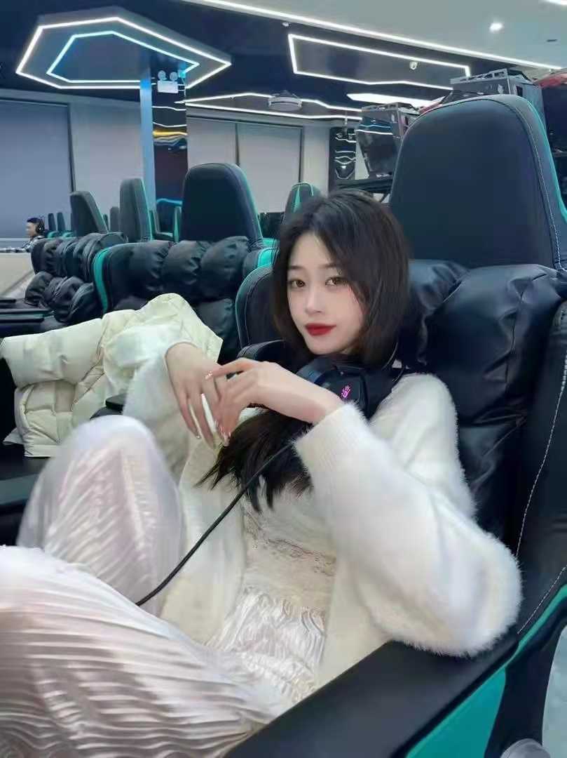 超级水嫩的学生妹妹