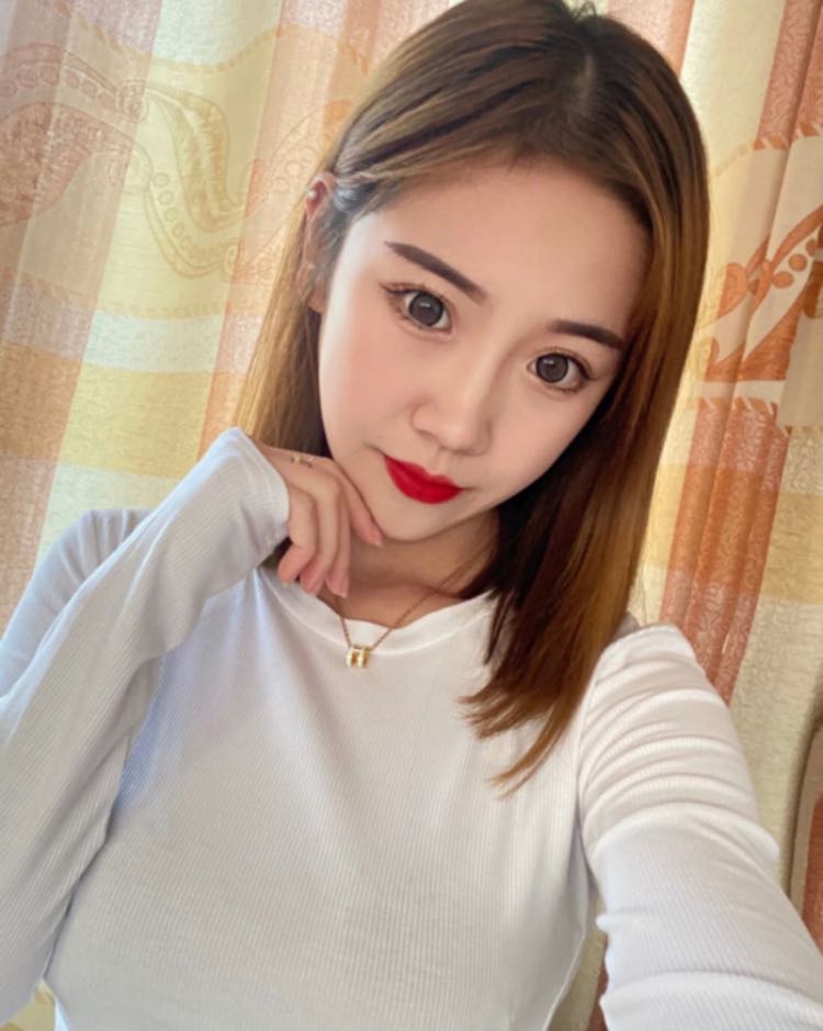 超性感嫩b的兼职