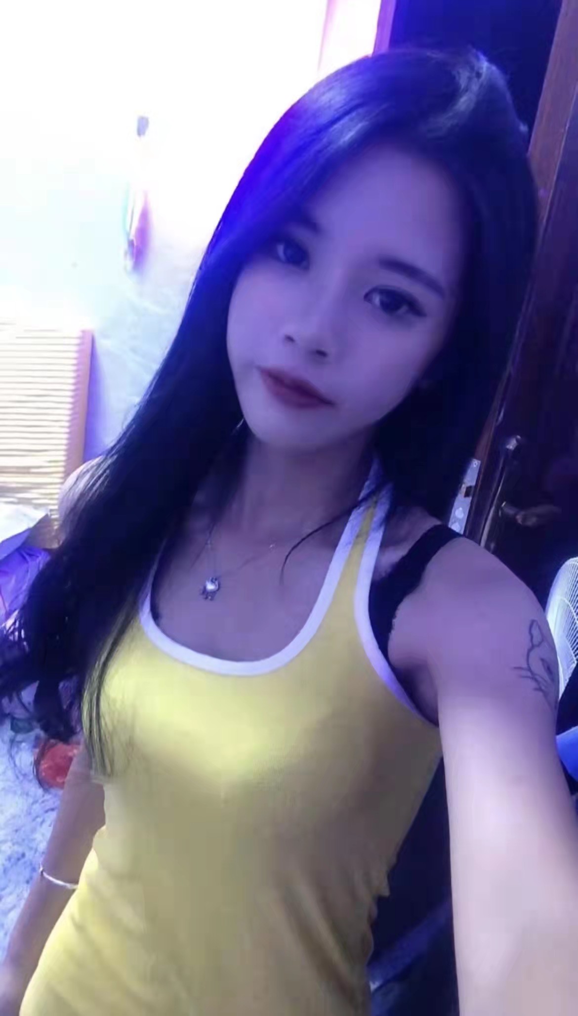 自己开发的妹子，身材很好，服务棒