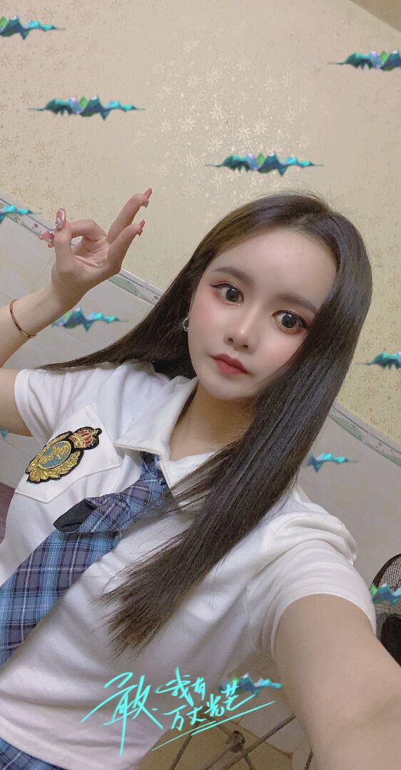 年轻妹子94年g罩 馒头b 有点像是极品名器 吸力还带螺旋那