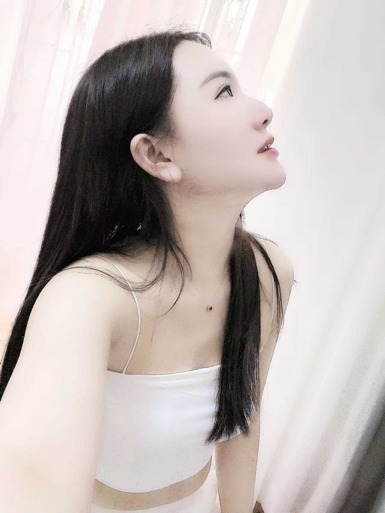 兼职护士小姐姐