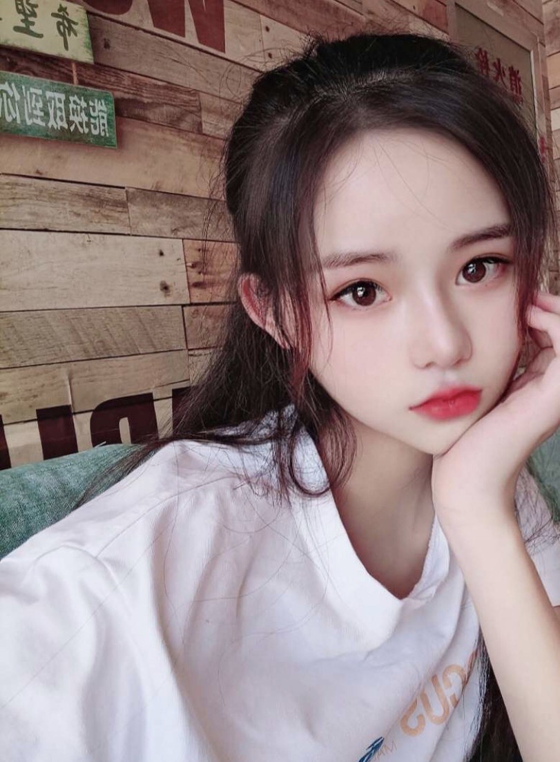 梦瑶漂亮小姐姐