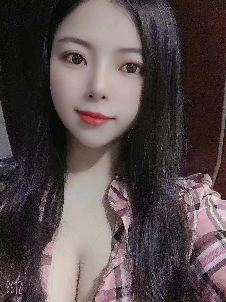 性感小妹做兼职