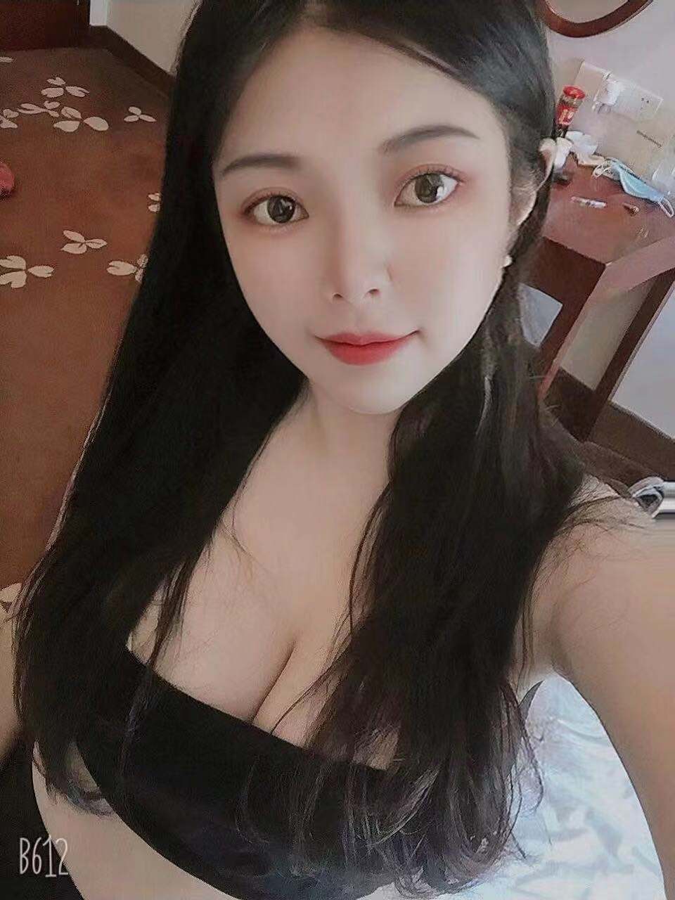 性感小妹做兼职