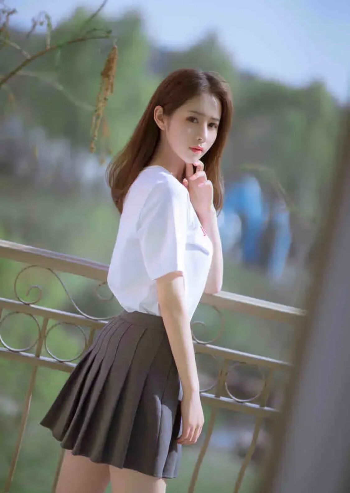 jk制服都可以玩的妹子