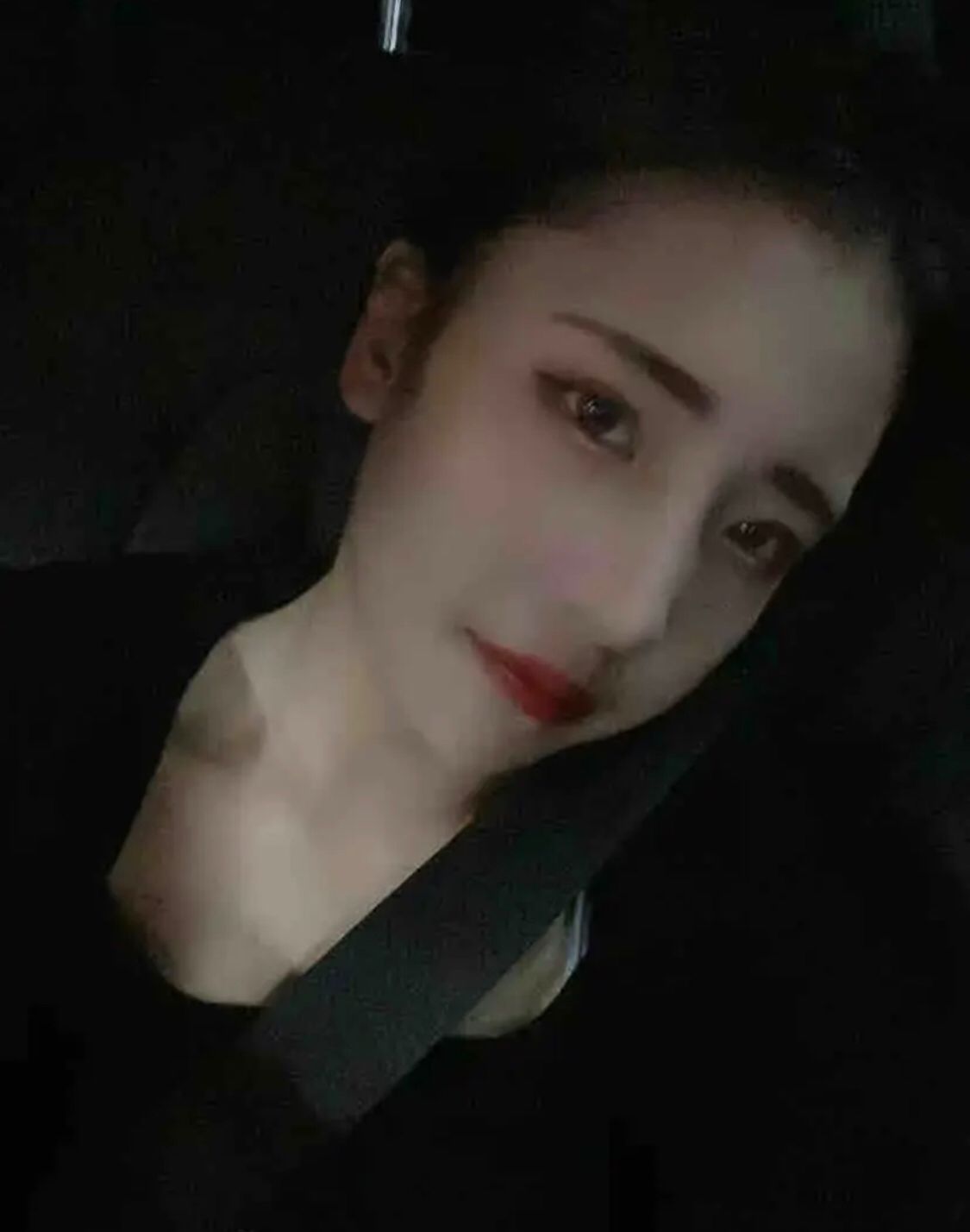 肤白貌美御姐味