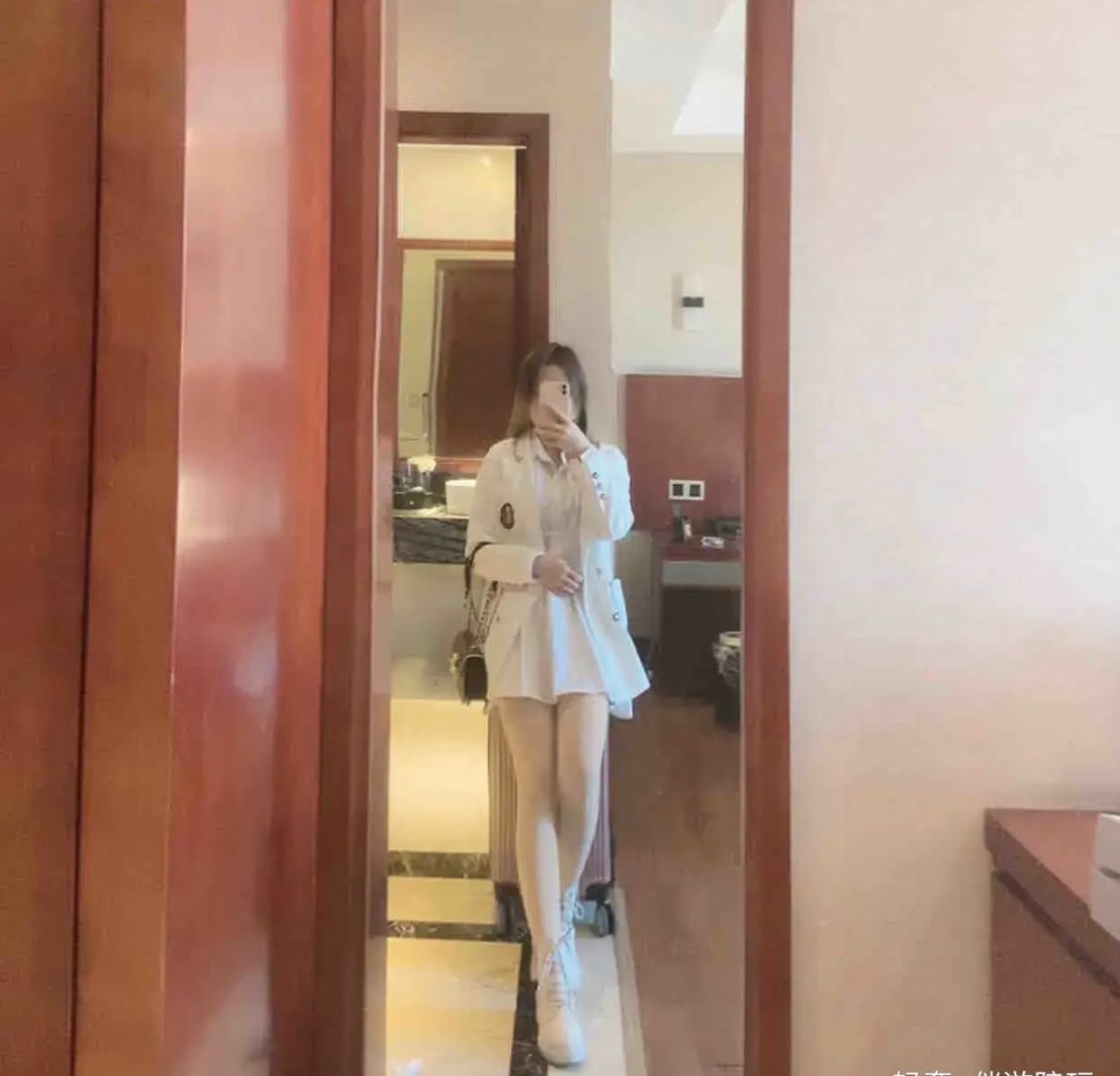 特别会玩的妹子