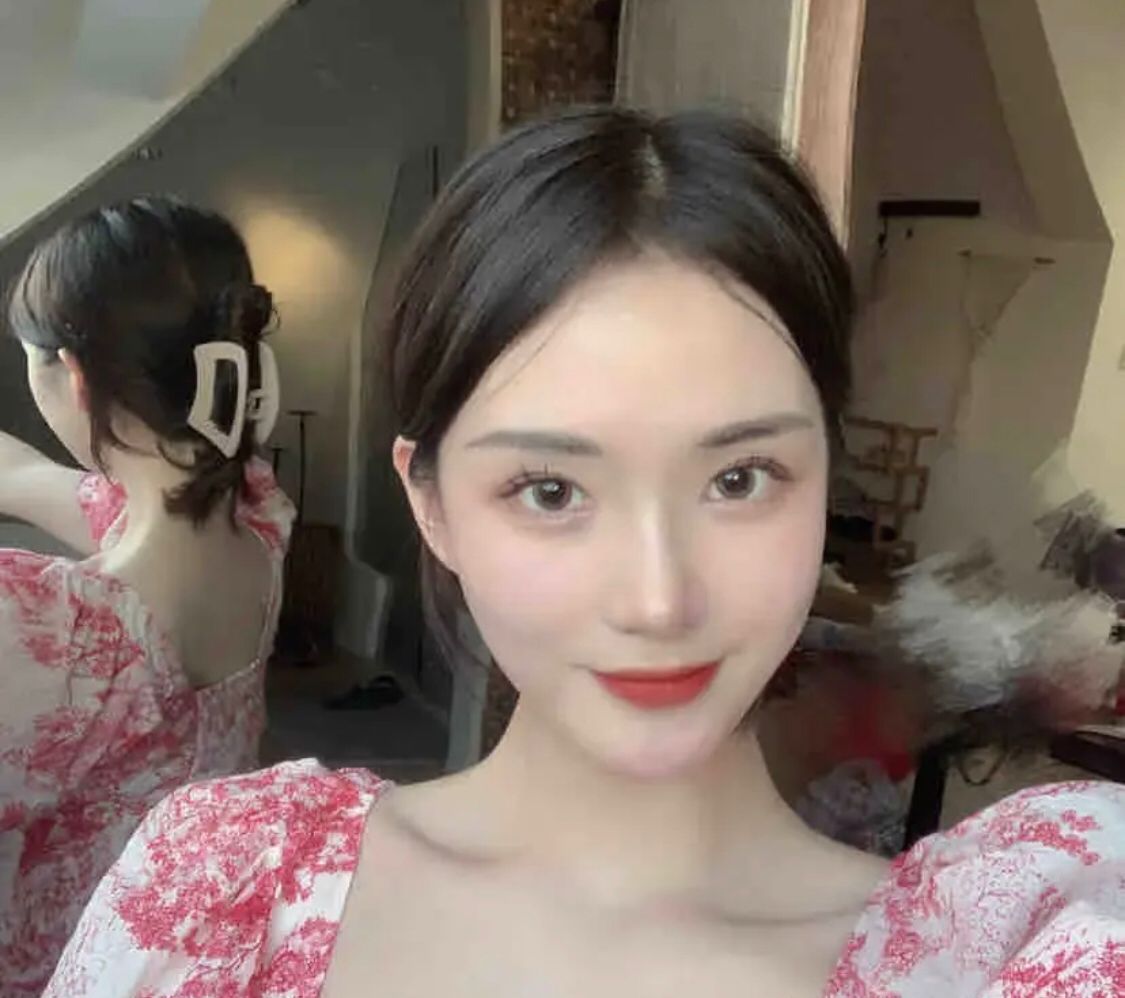 超级Sao的伪辅导员