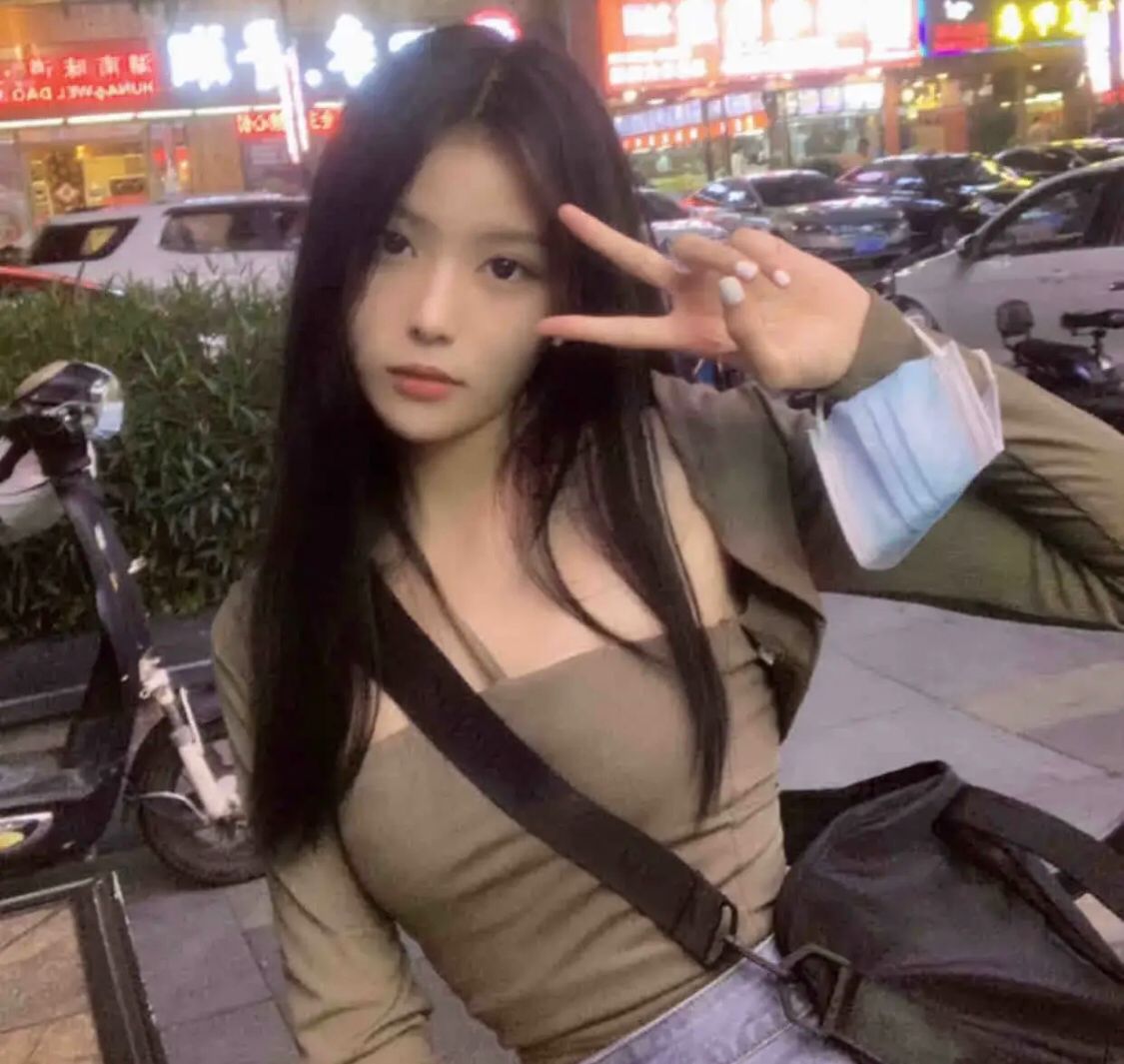 徐汇区爱健身的大胸妹子，身材倍儿好