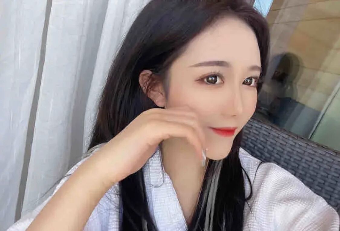 颜值很高的妹妹值得去