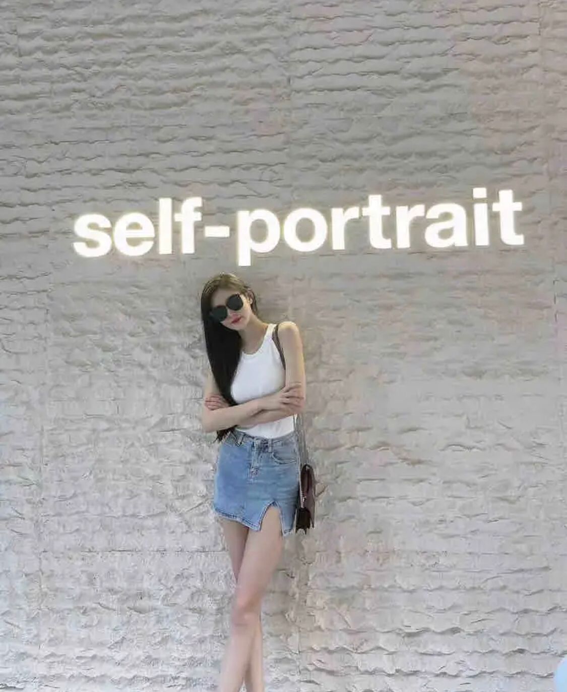 邻家漂亮小姐姐