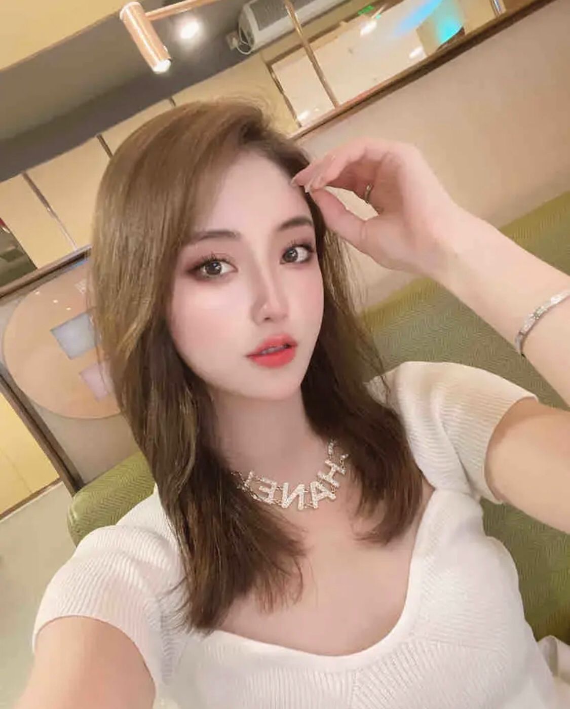 性感美腿的主动小女生