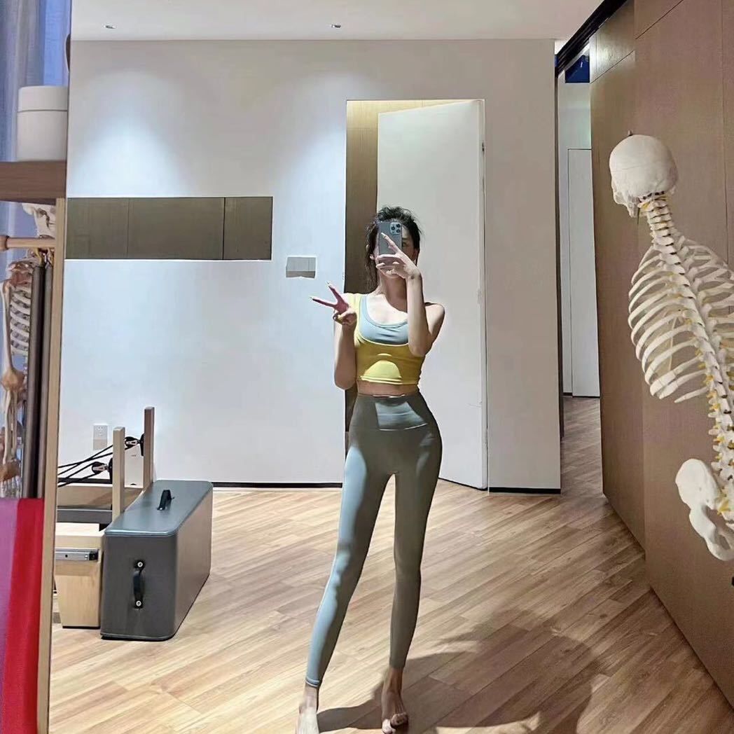 颜值身材不错的妹子