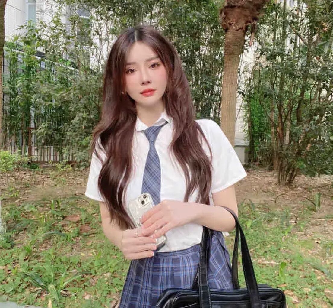 很Sao的一个妹子