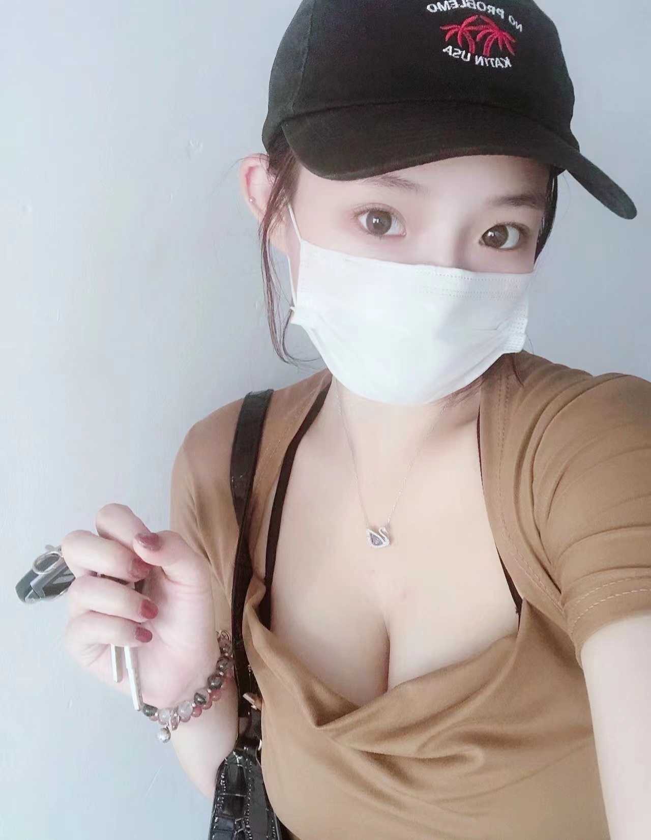 活好人美，胸大摸着舒服