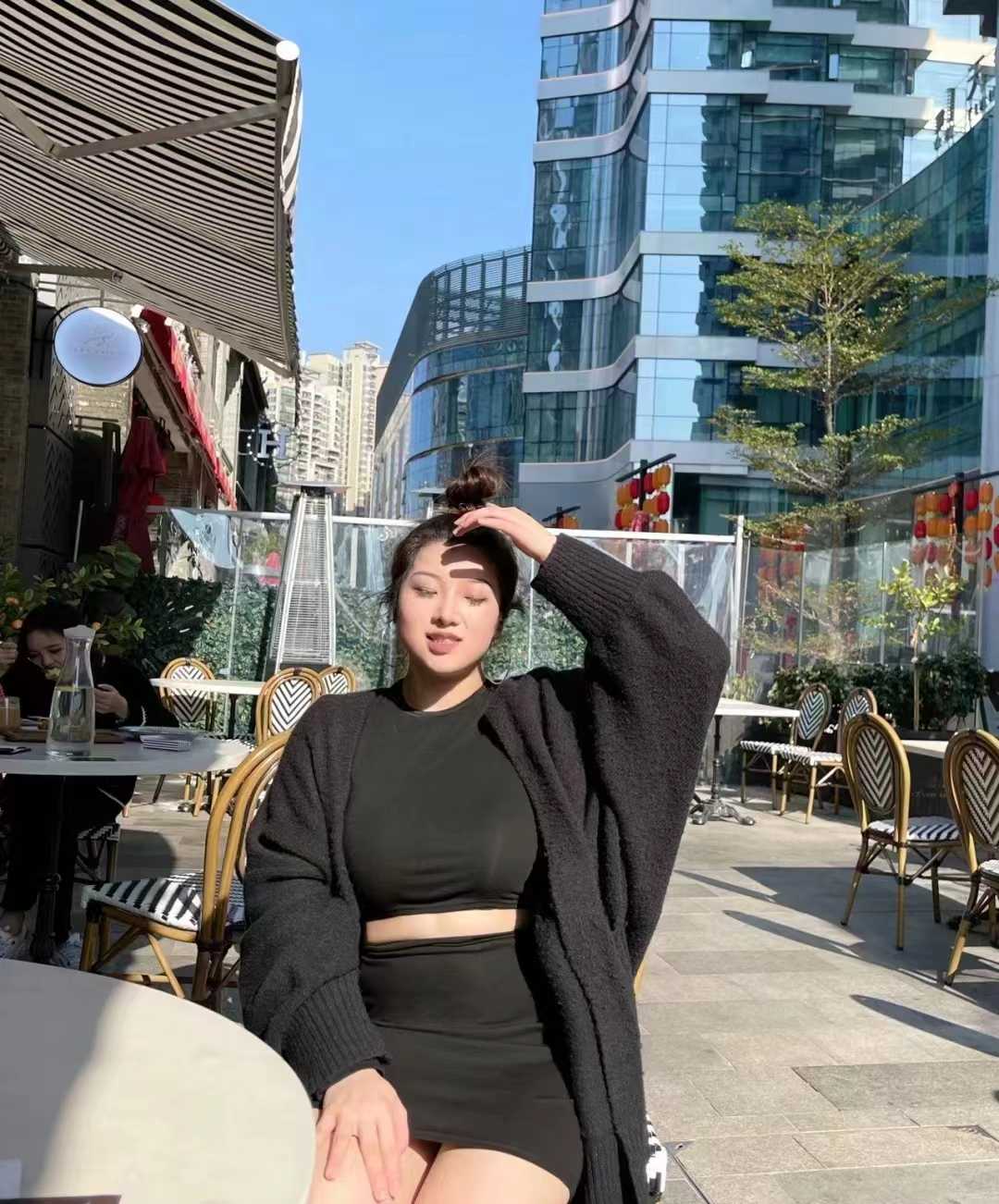 西湖区丰满性感小姐姐