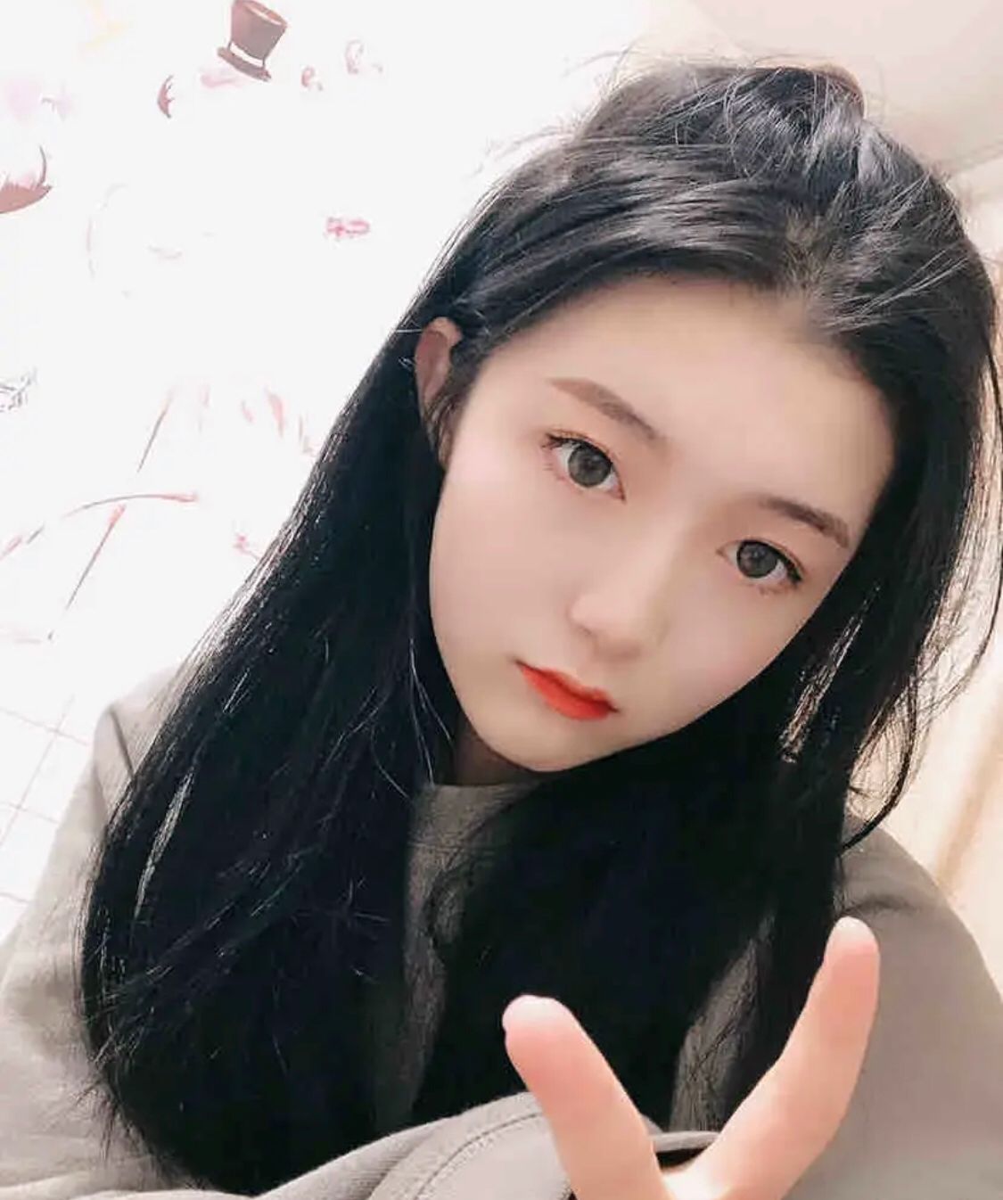 才毕业的兼职小妹