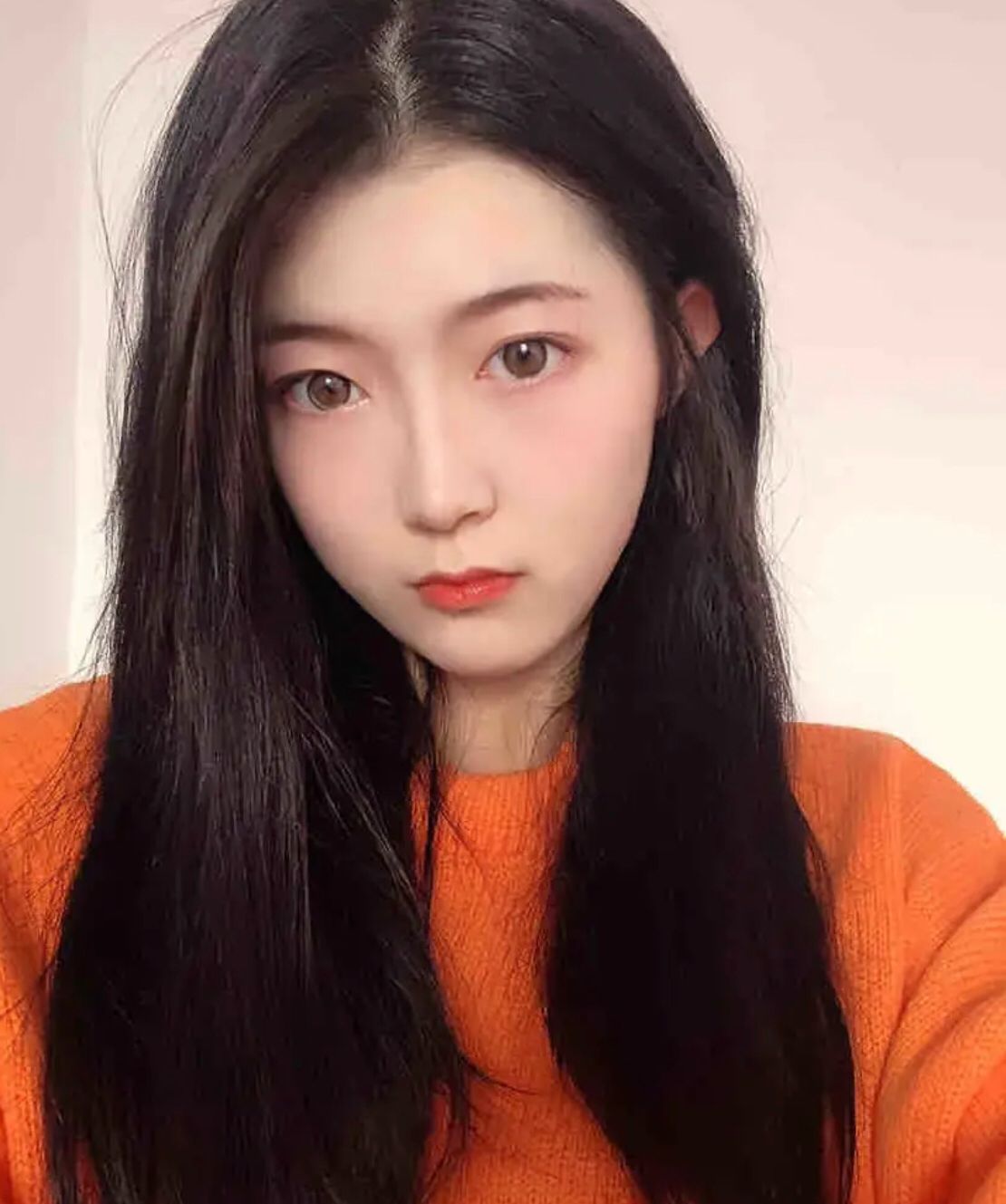 才毕业的兼职小妹