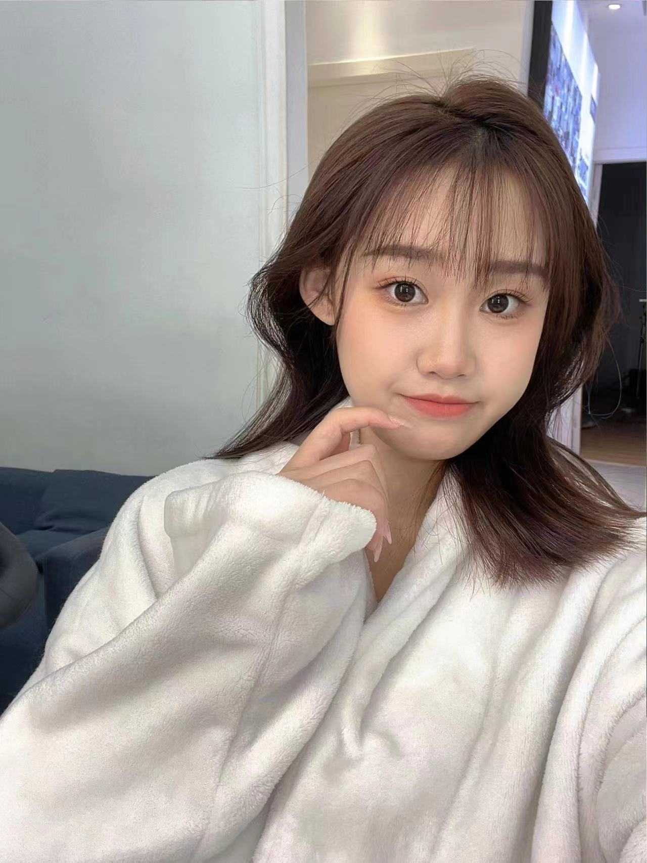 小姐姐b紧水多,闷sao诱人