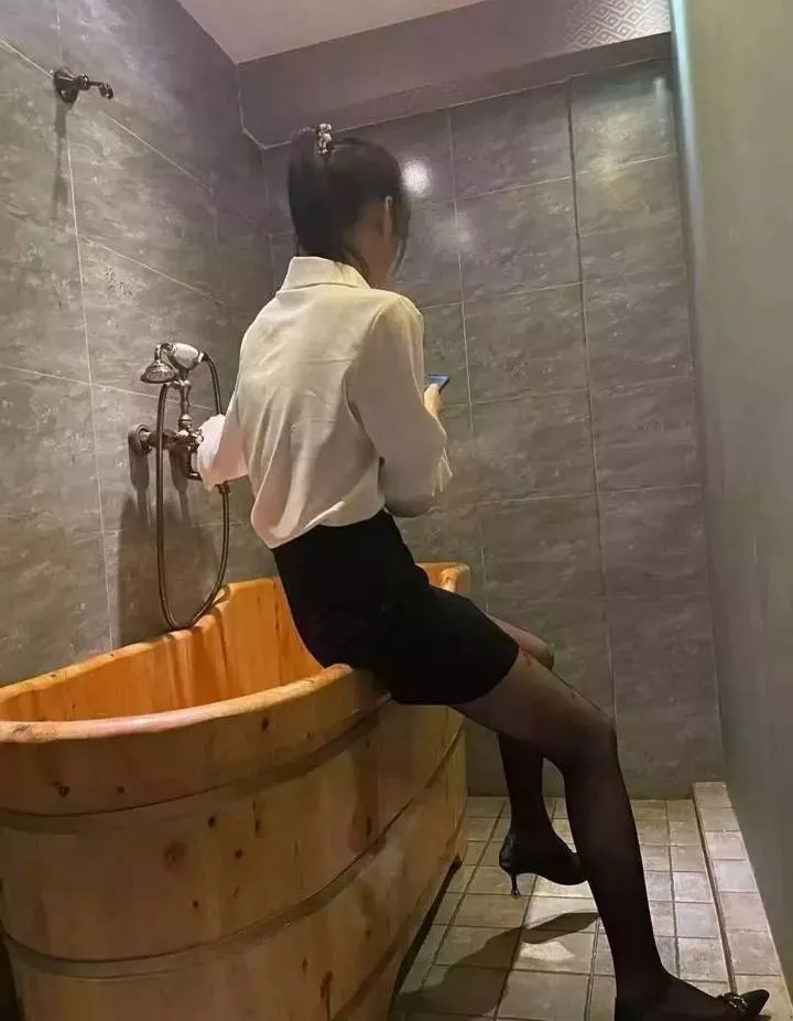 精品木桶浴spa海选会所