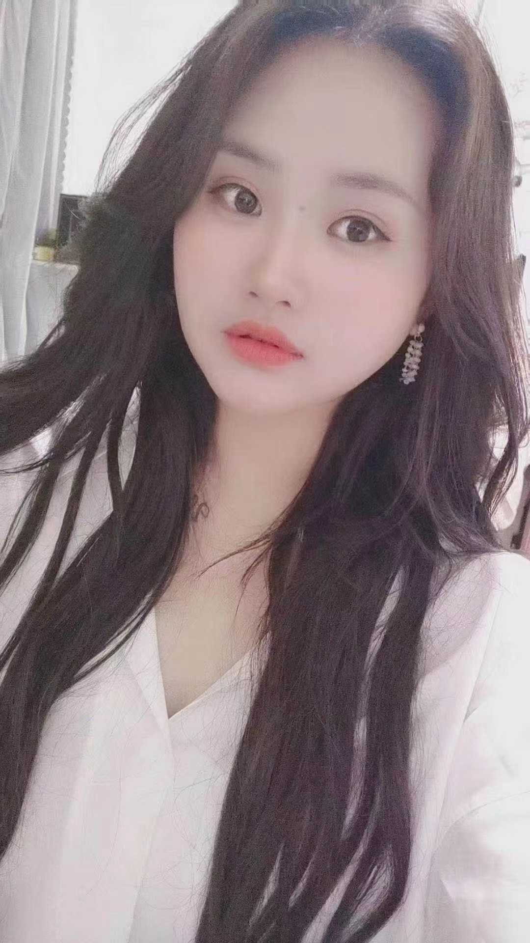 上海普陀性感小妹