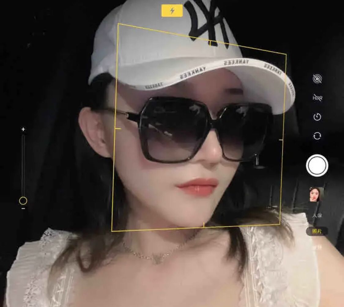 jk制服妹子，御姐型大长腿，温柔态度好