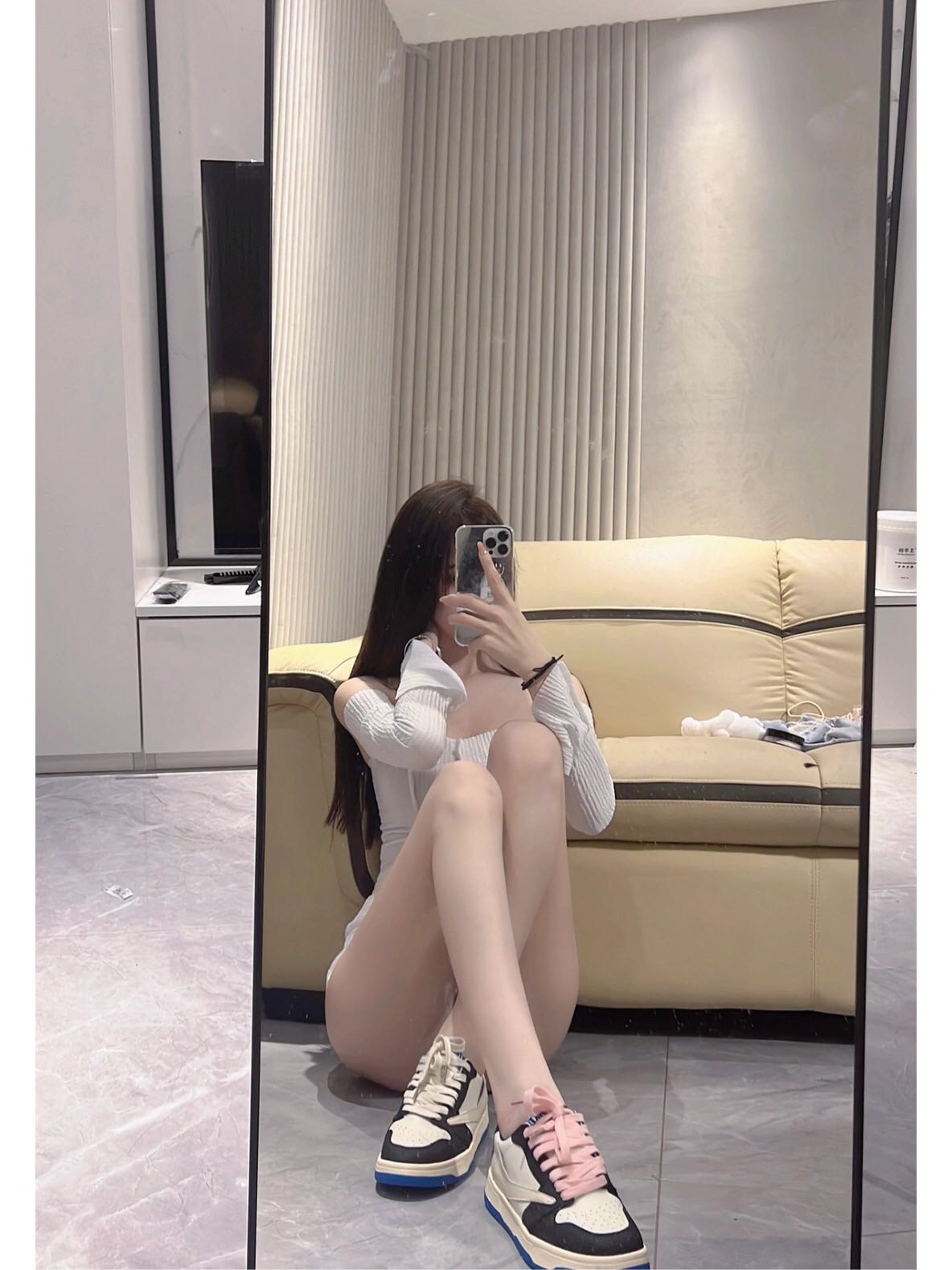 私月的一个00后舞蹈系小姐姐