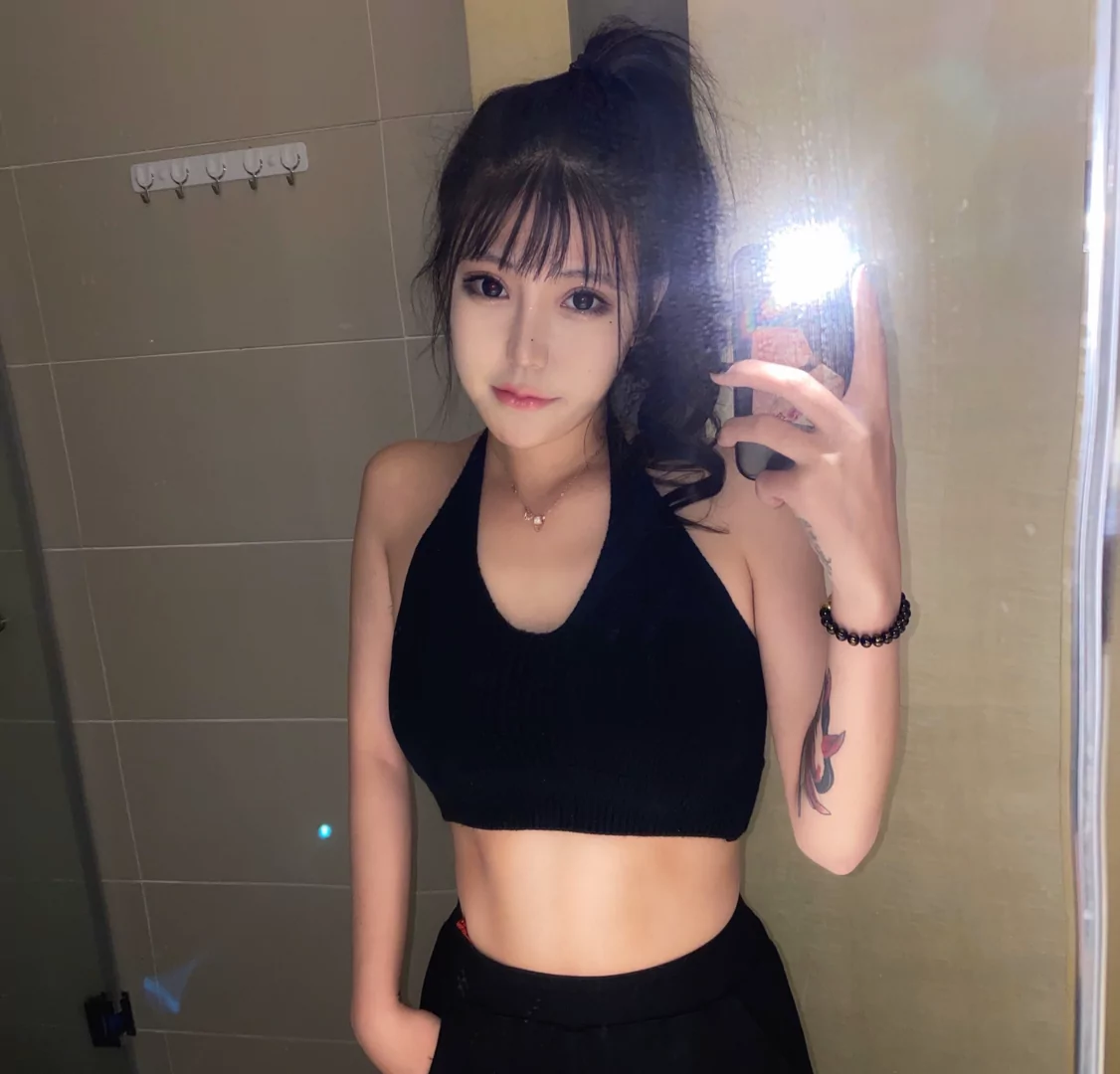 可甜可点，温柔待人，待客如初恋