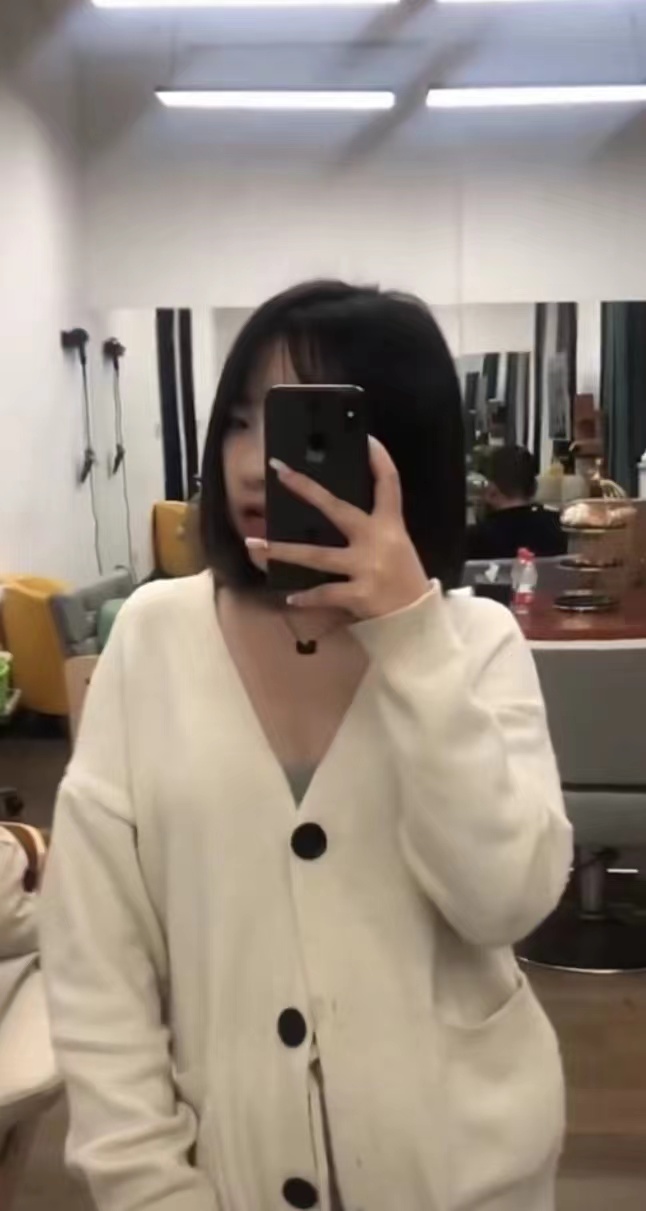 强烈推荐一个22岁小姑娘，很紧哦