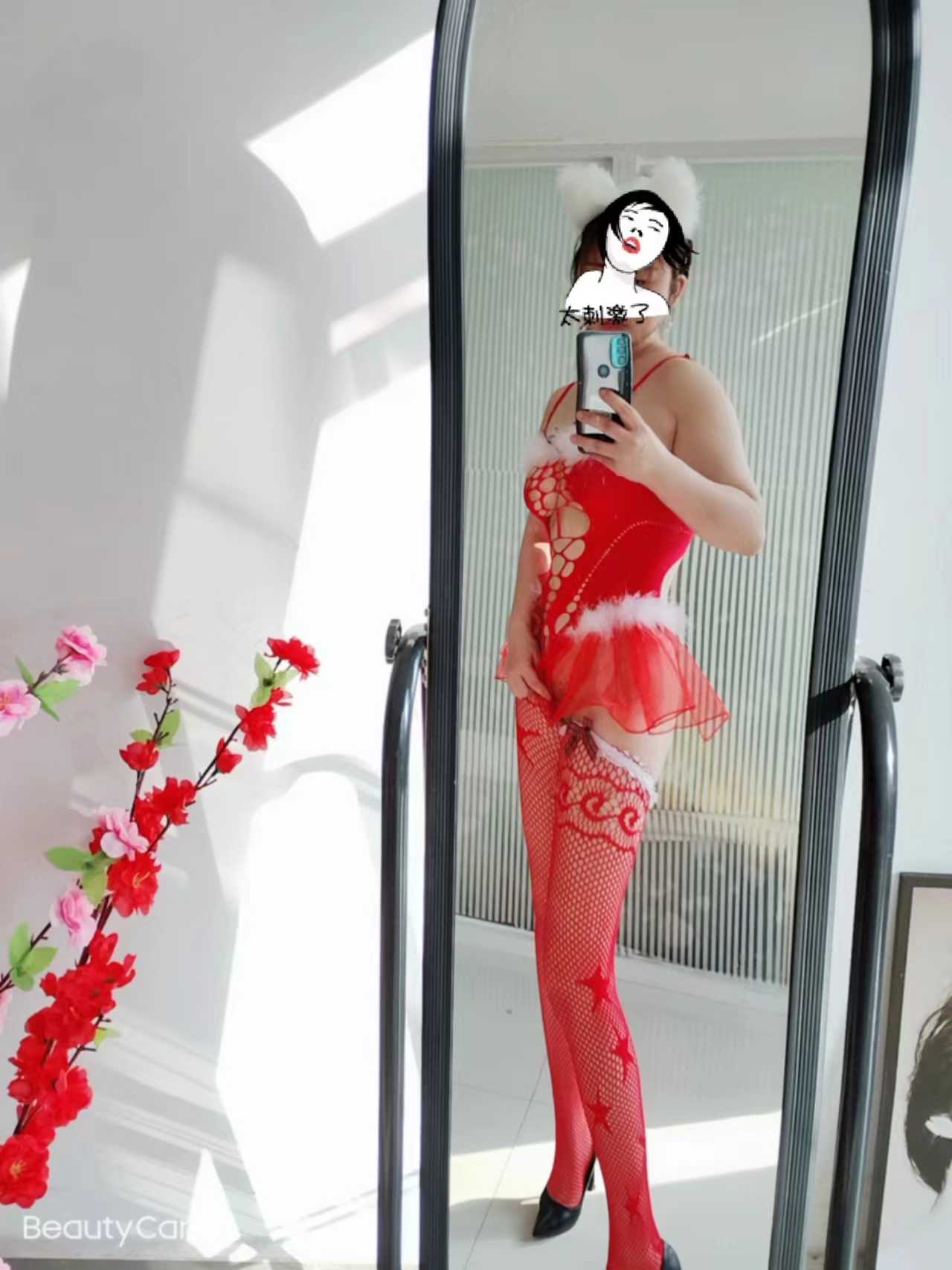 平湖少妇，长的还行，服务也不错，可以双飞哦