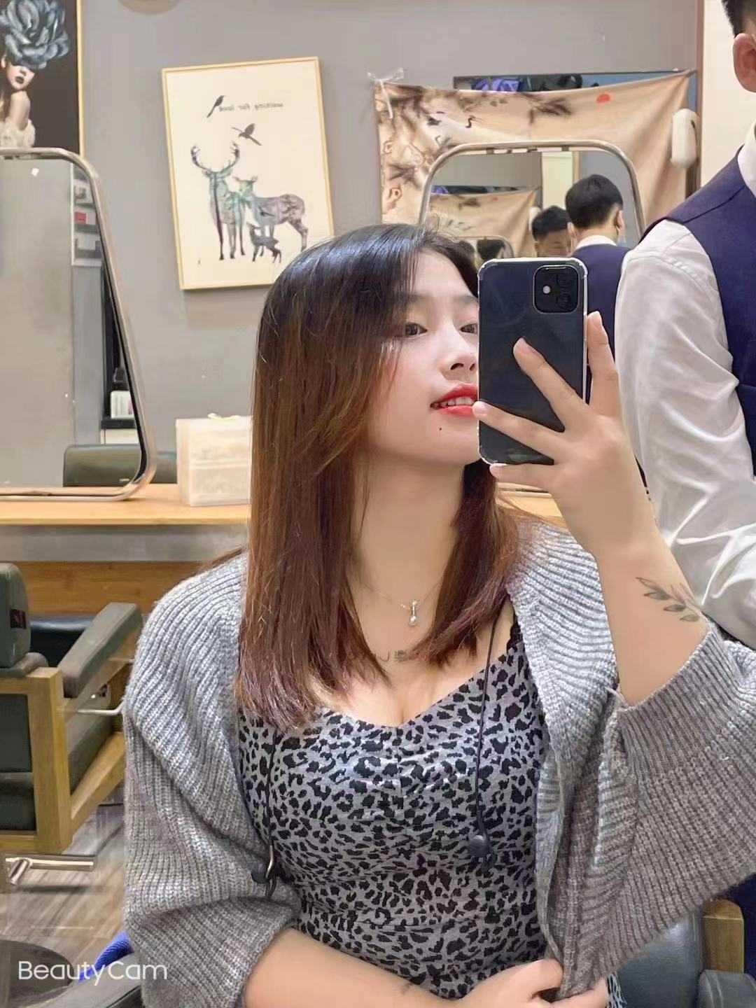 清纯可爱小美女