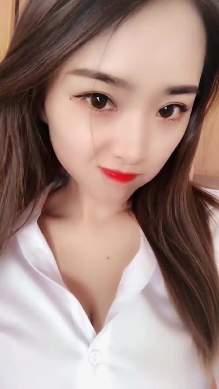 苏苏美妞即将为您服务