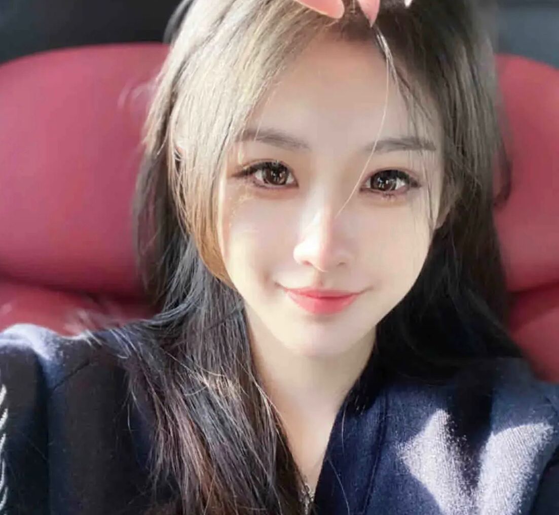 很会撩人的妹子