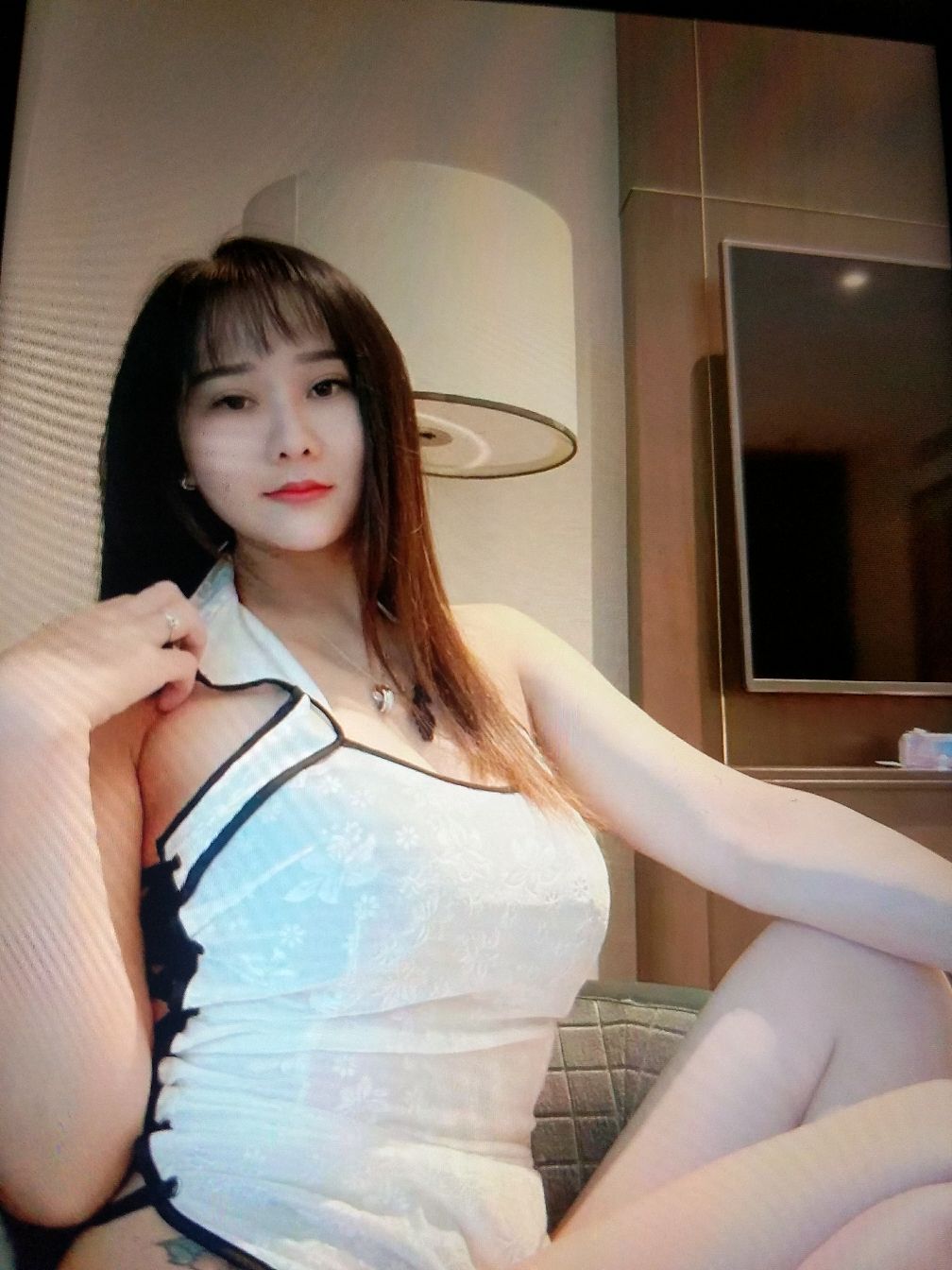 南方妹子身材好漂亮