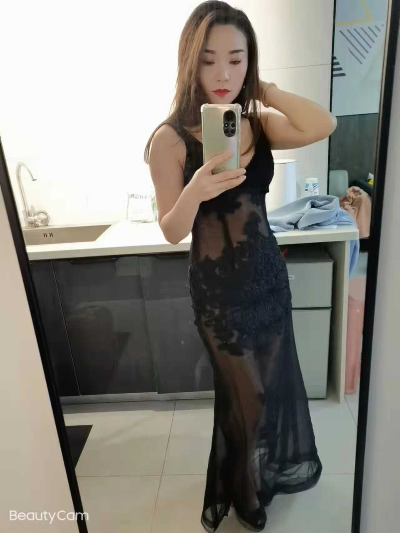 小店区黑丝大胸兼职少妇