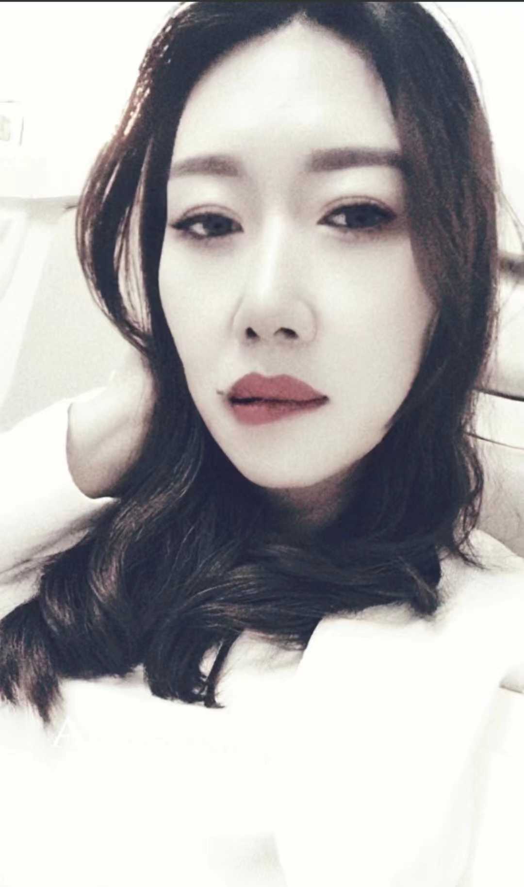 很不错的熟女保养的很好