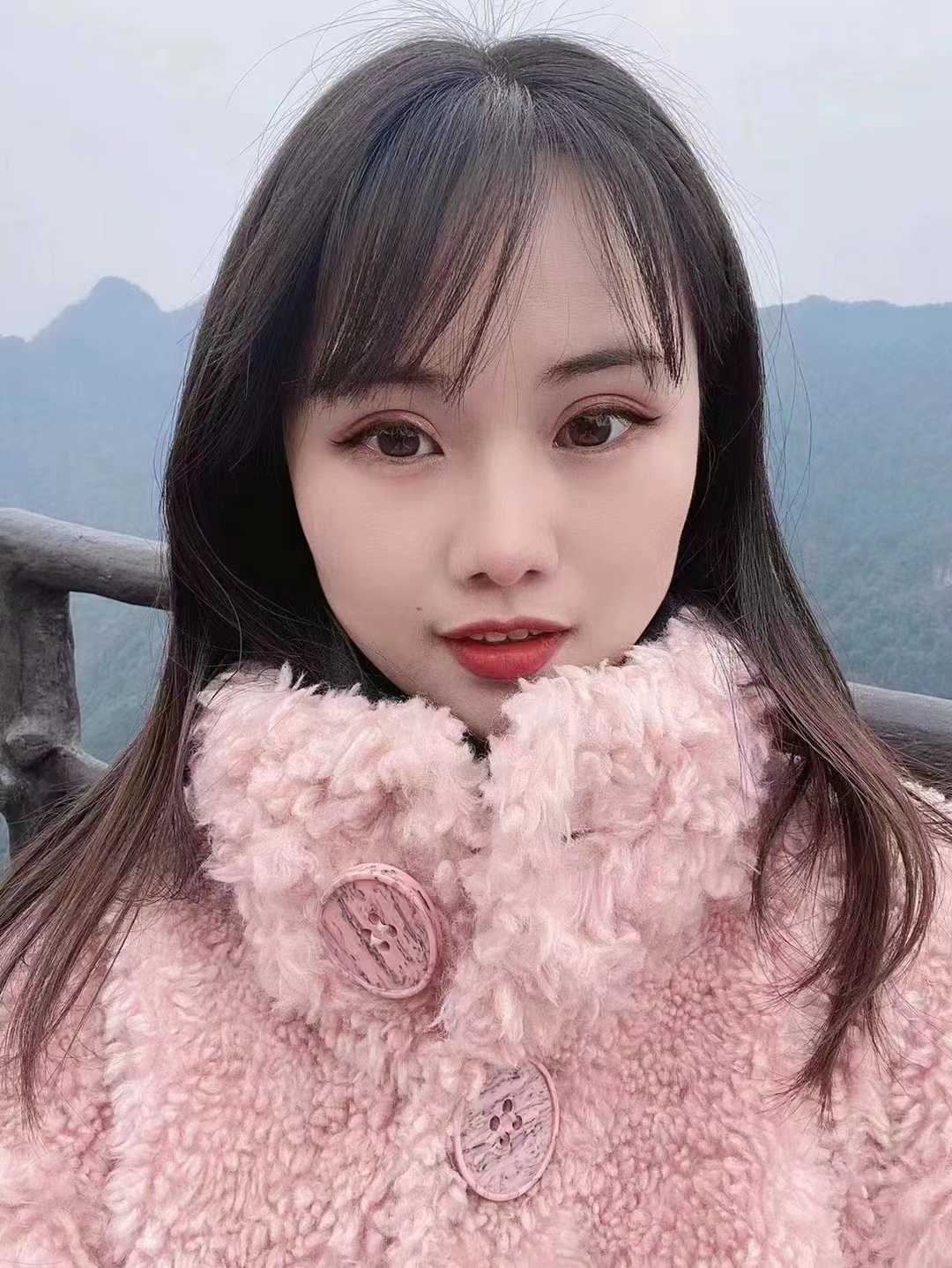 胸大的兼职妹儿