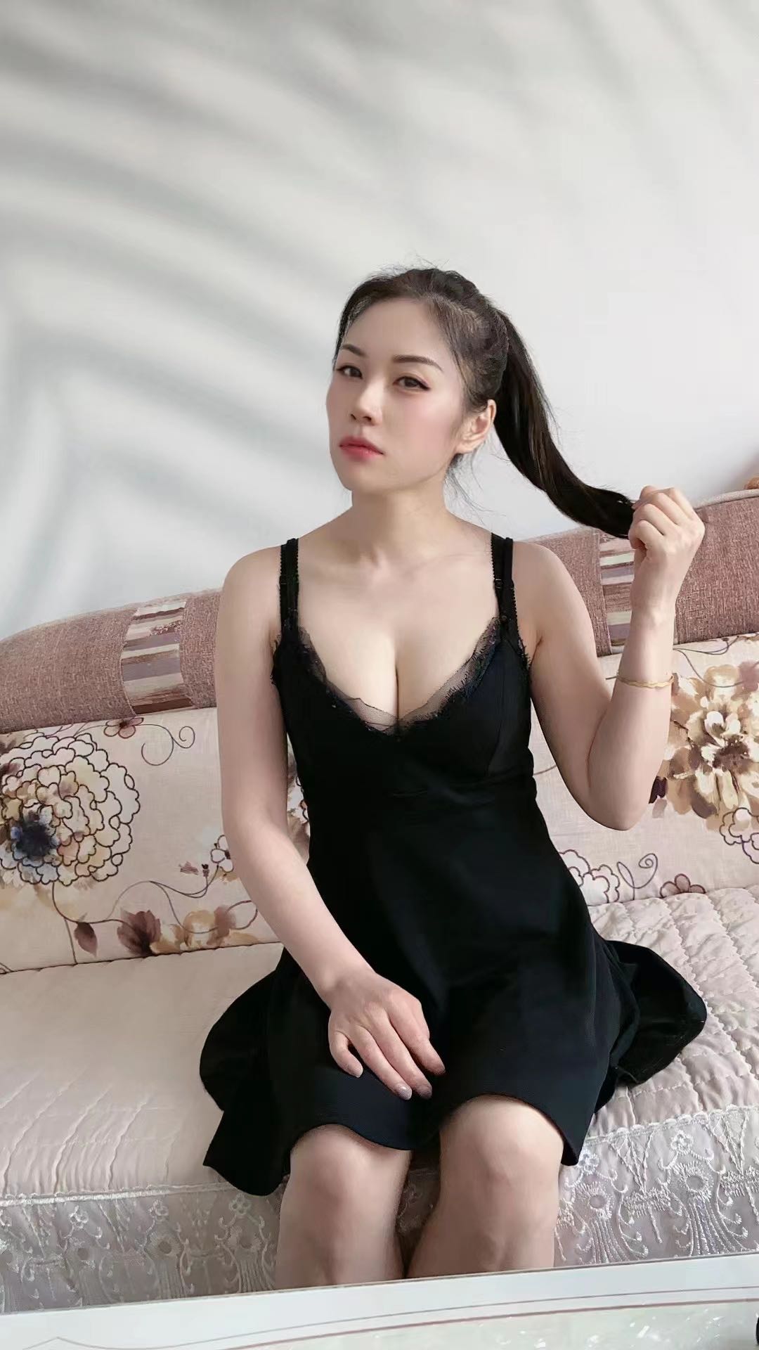 大亚湾身材好的兼职御姐